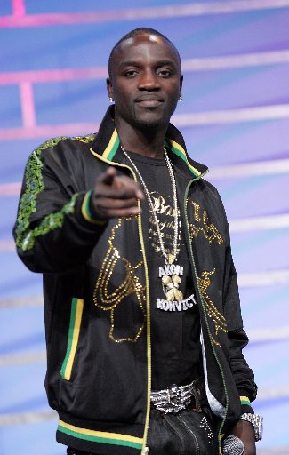 New songz rnb 2009 check it  اغانى ولا فى الاحلام Akon-point